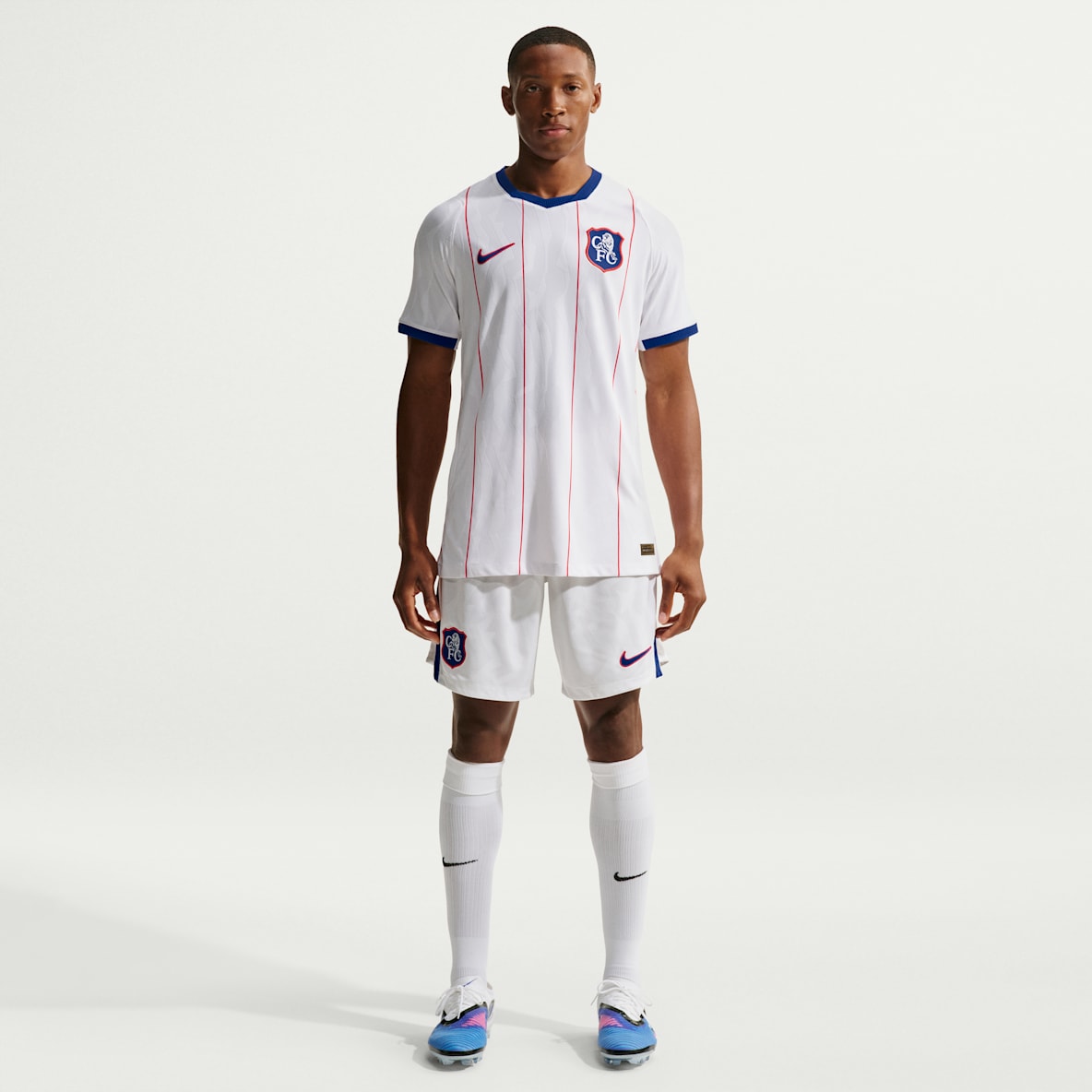 White Chelsea F.C.. Nike LU